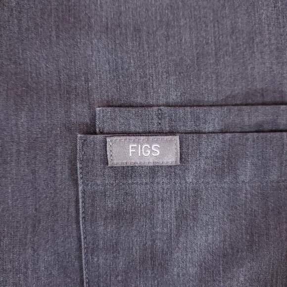 Figs Mens Size Large Leon Two Pocket Scrub Top Gray V-Neck Shirt FM1500 PO 1659 - Picture 6 of 12